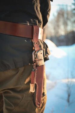 CASSTROM No.3 Dangler W. Cognac XL Loop CASS-10108 -Messerladen 0b35a659fafbea343cbbbf7b32a05c27